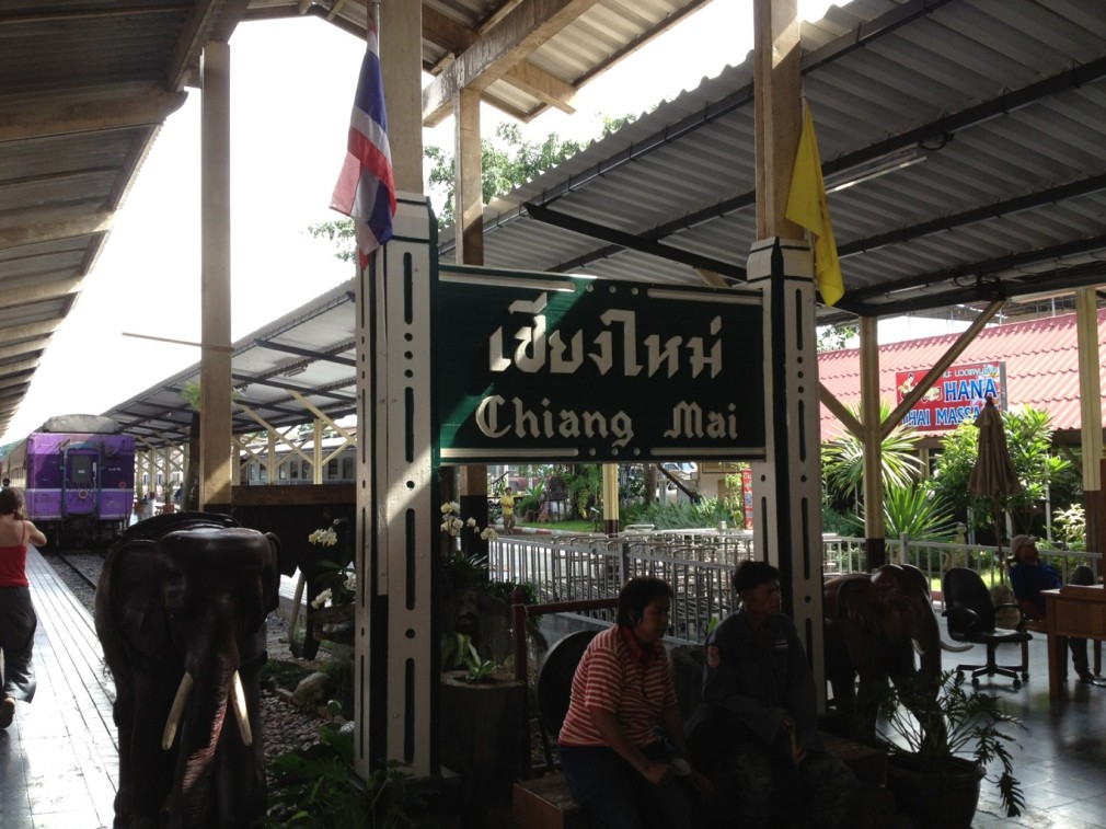Zugfahrt von Chiang Mai nach Bangkok