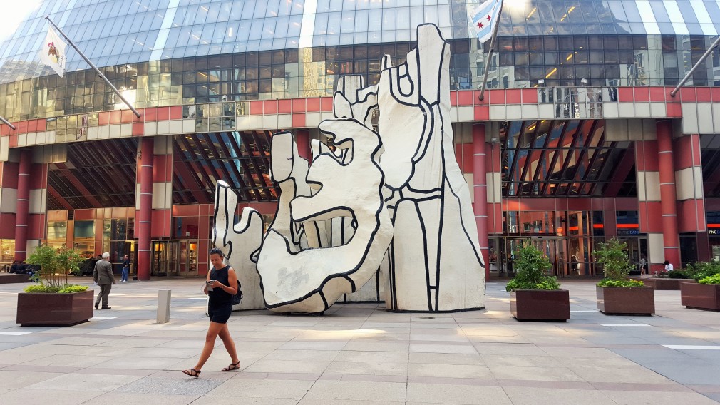Chicago - Dubuffet: Monument with Standing Beast