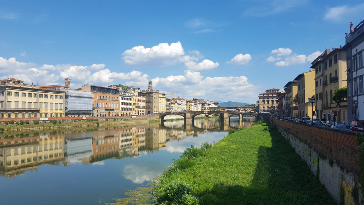 Am Ufer des Arno in Florenz