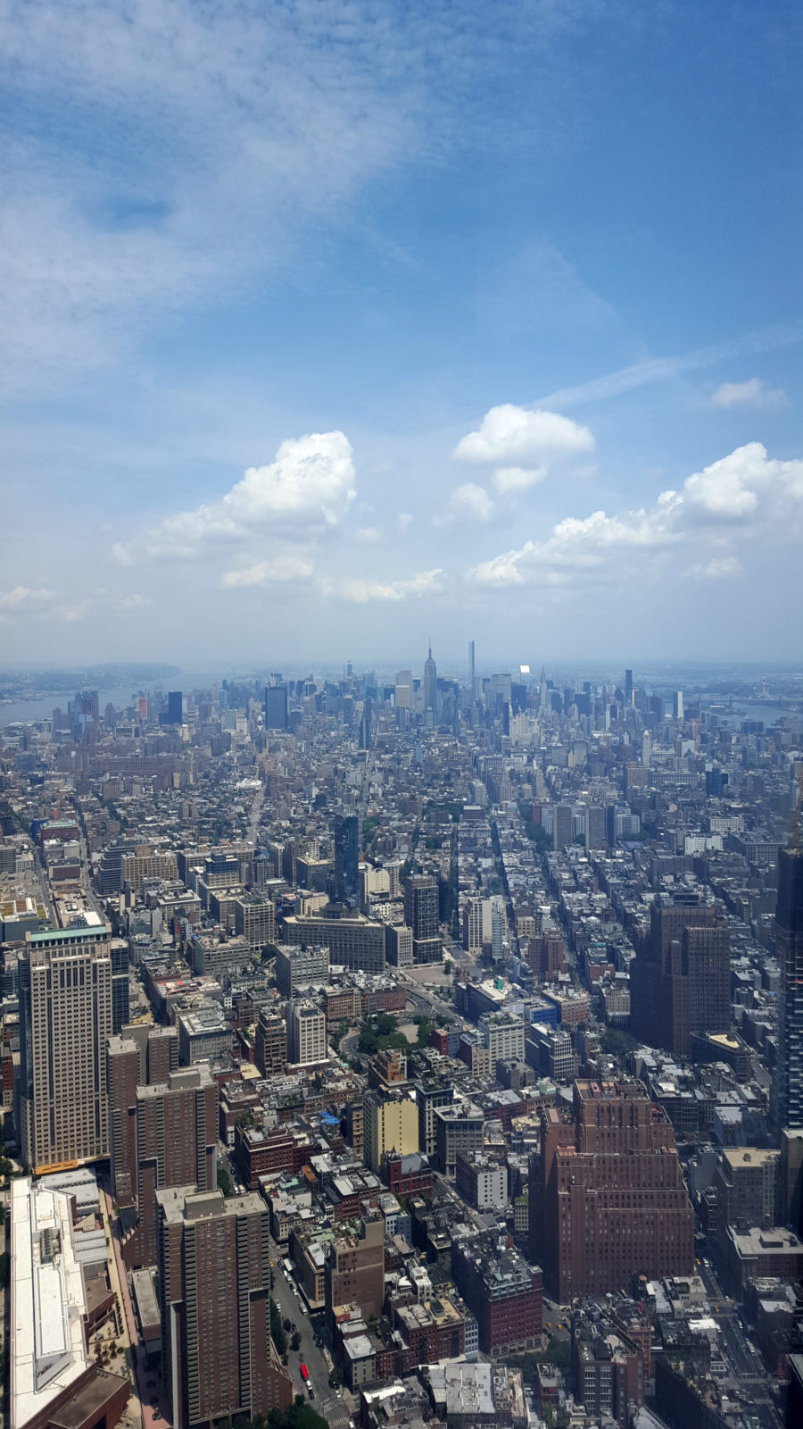 Blick vom One World Observatory auf Empire State Building & Co.